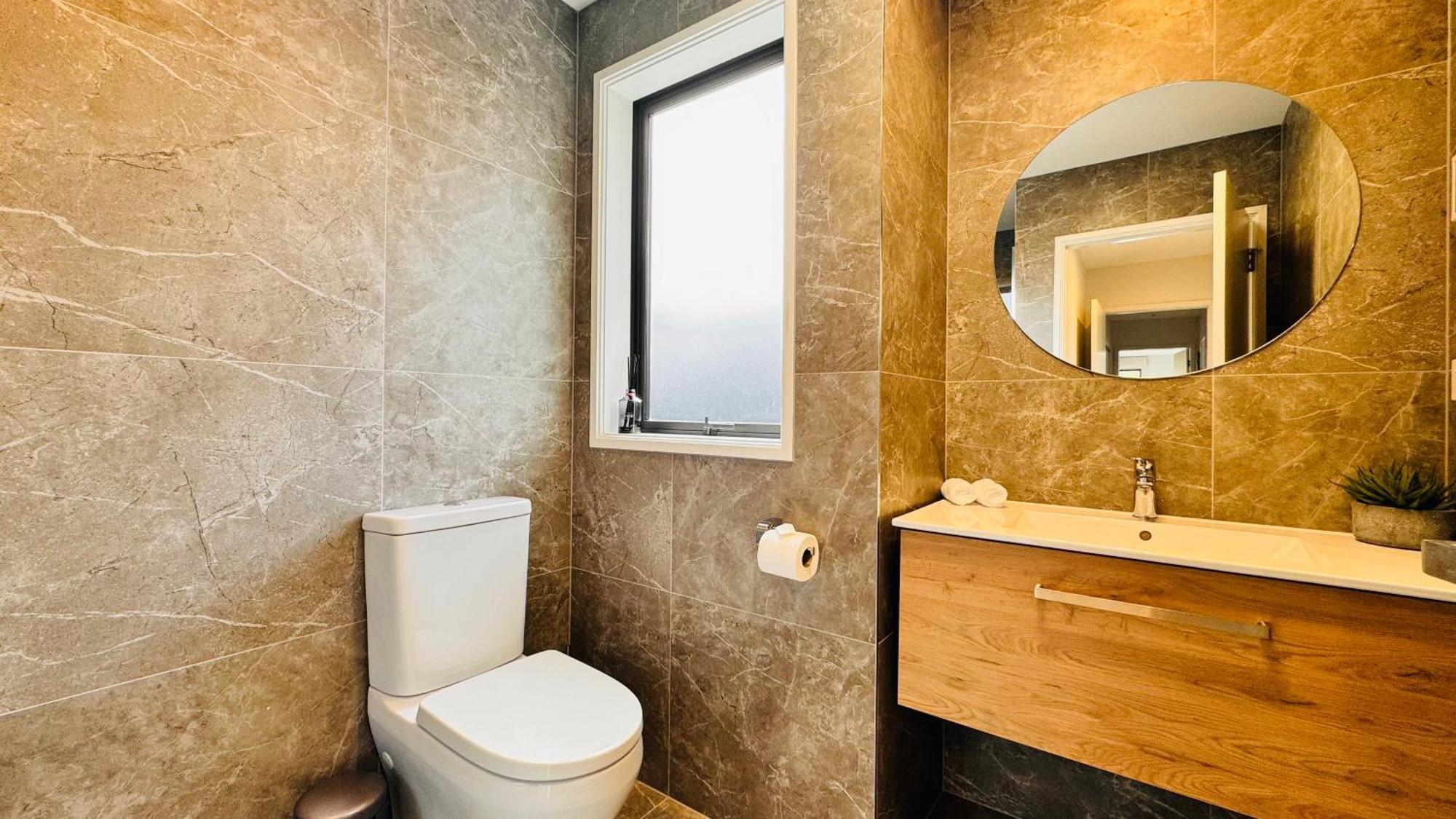 Hillside Studio Куийнстаун Екстериор снимка
