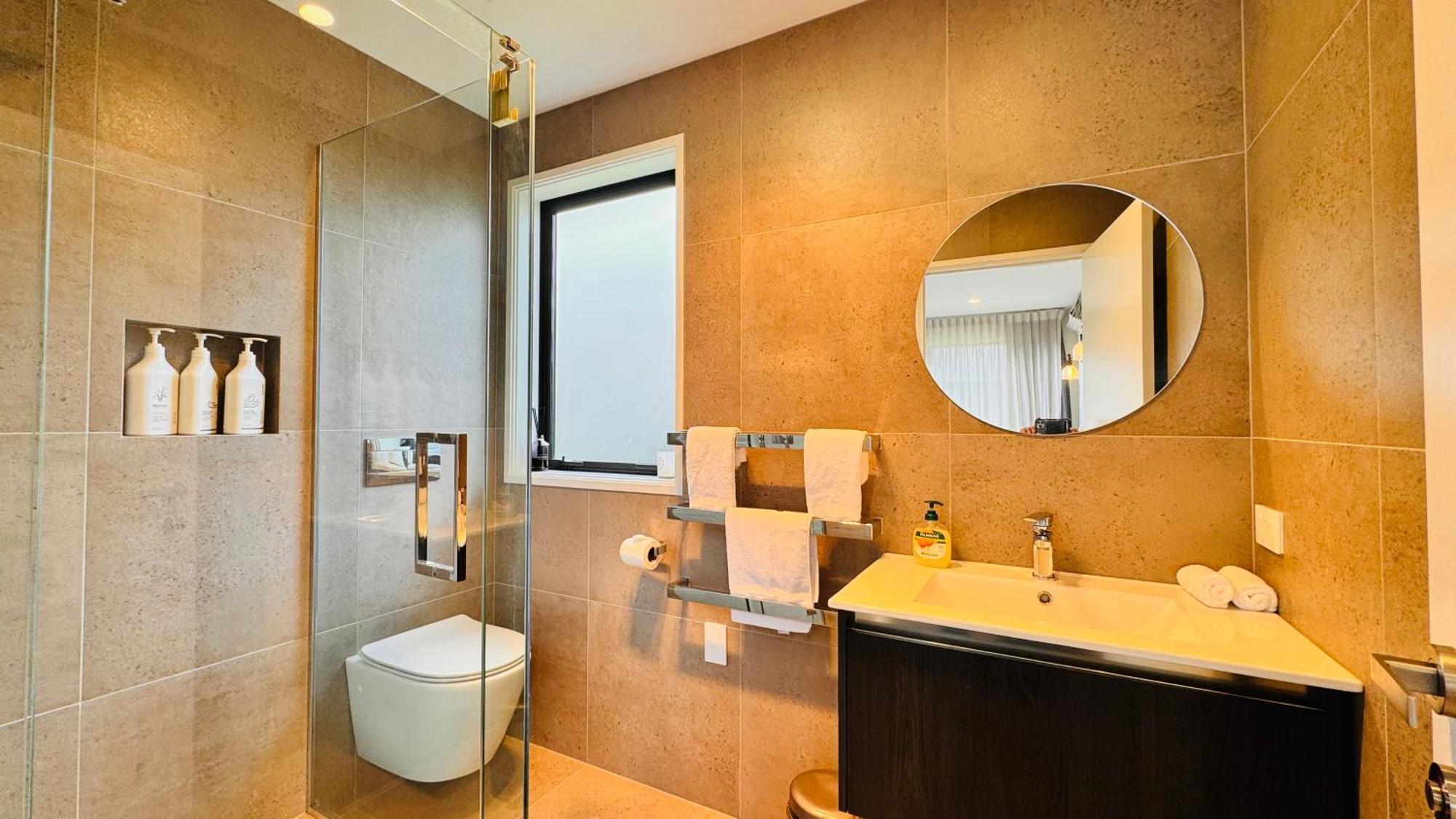 Hillside Studio Куийнстаун Екстериор снимка